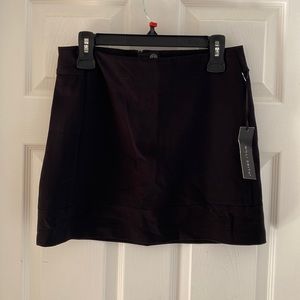 New black Will Smith skirt -smoke free home